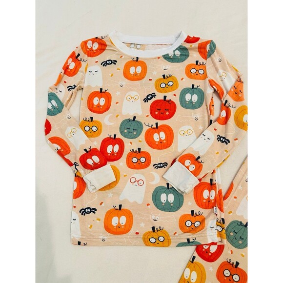 Little Sleepies OG Pumpkin Party Bamboo Pajama Set Size 4t - Picture 3 of 7